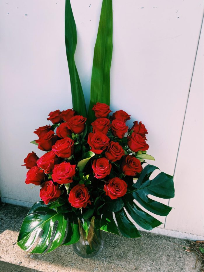 24 Long Stem Roses in Vase